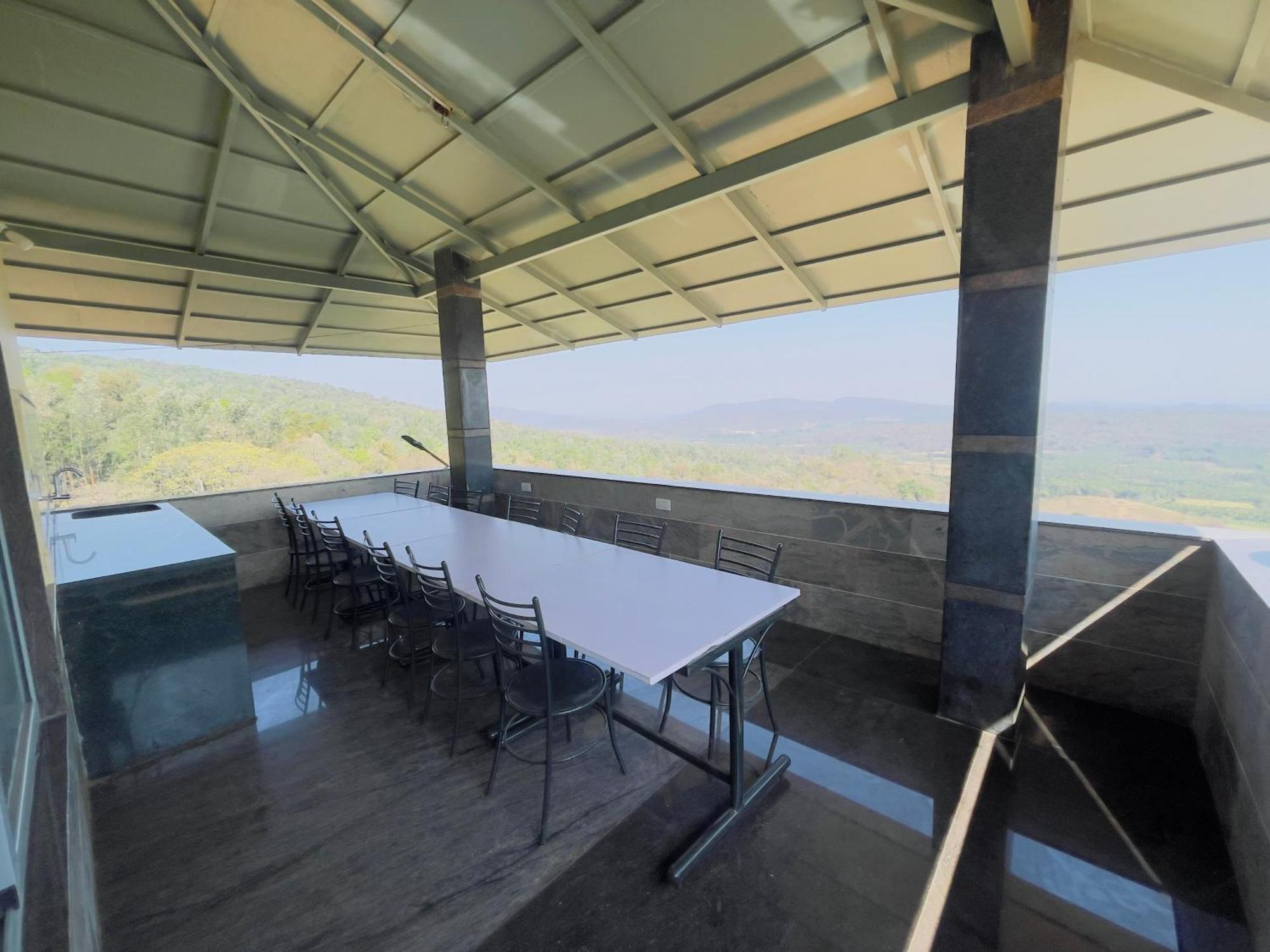 Rashi Z View Estate Stay Tarikere Exteriör bild