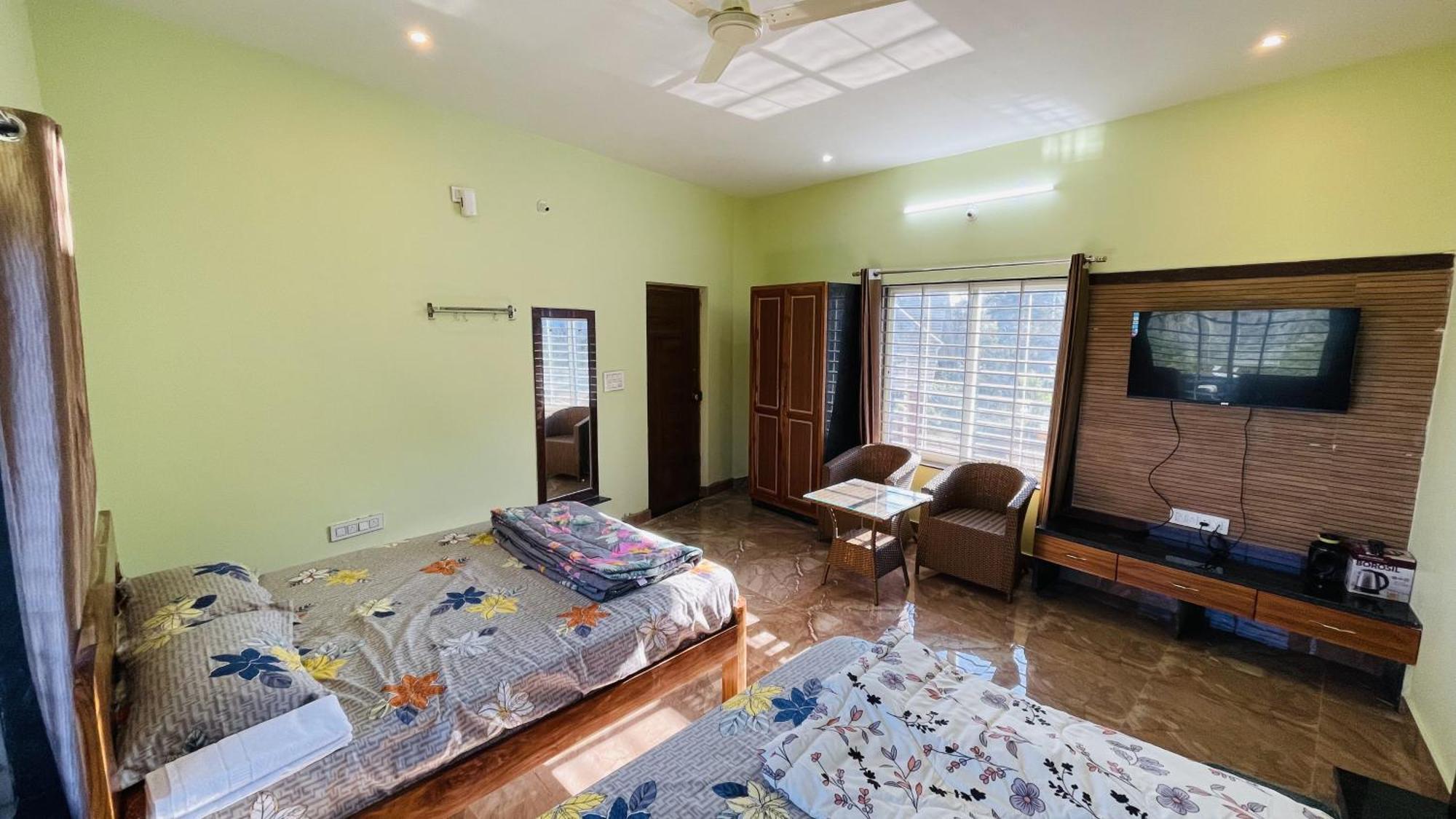 Rashi Z View Estate Stay Tarikere Exteriör bild